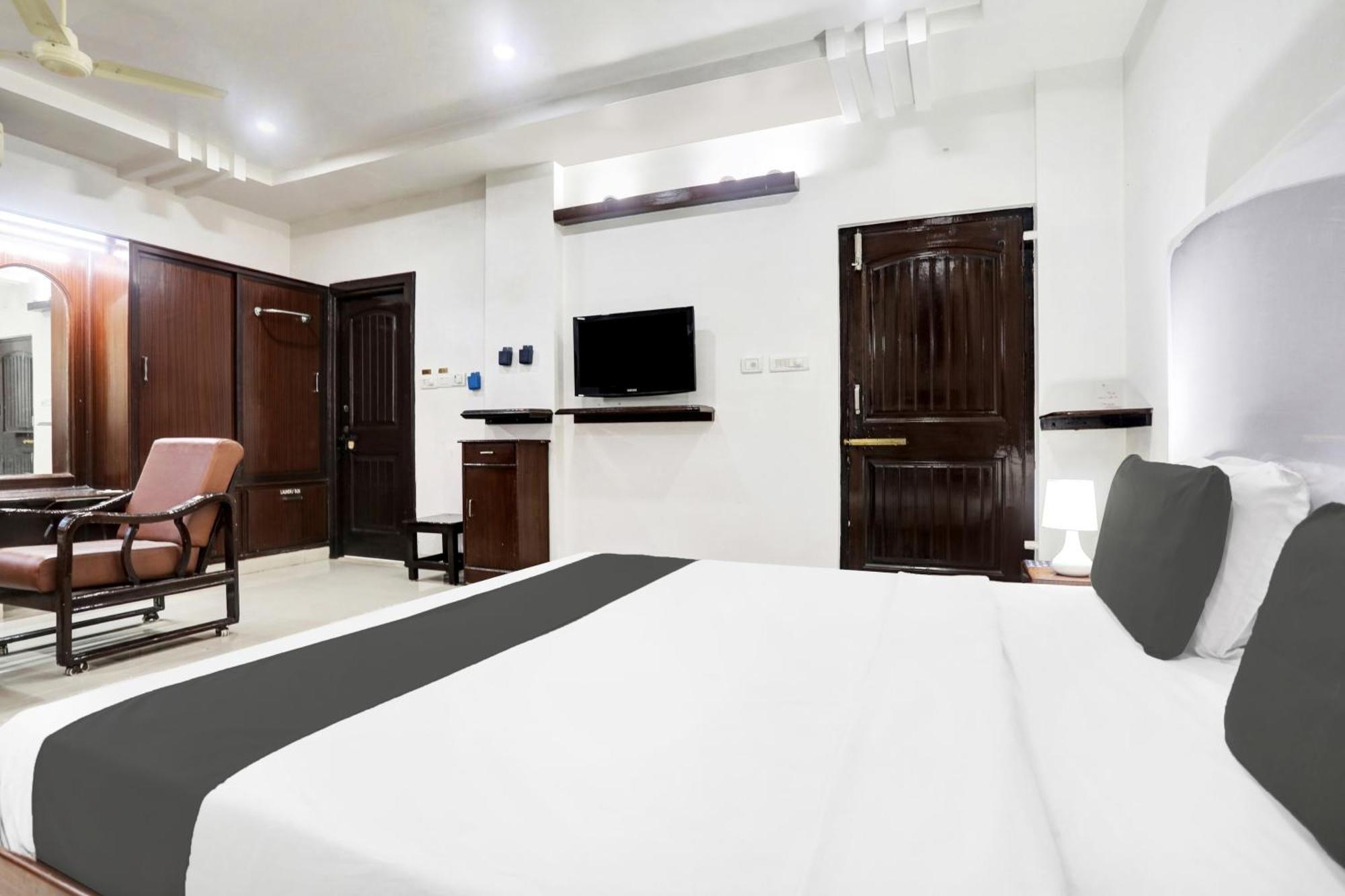 Townhouse Eluru Hotel Eksteriør billede